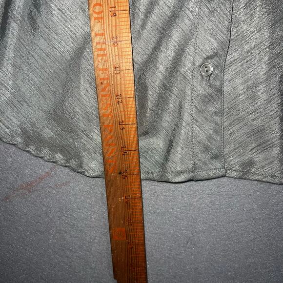 Selene Sport Blouse Women's Large Silver Metallic Button-Up 3/4 Sleeve Collard - Picture 7 of 7